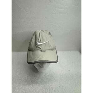 Nike Classic99 Perforated Baseball Cap Logo Curved Brim One‎ Size Polyester